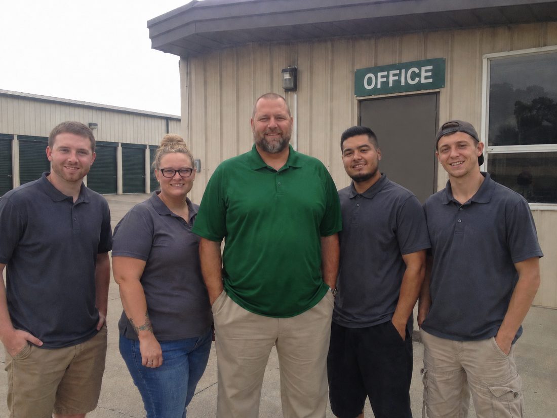 Pest control professionals in Pinellas Park, FL